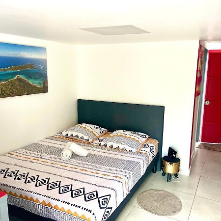 Petit Chalet Baie-Mahault Esterno foto